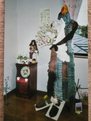ドレスに花束