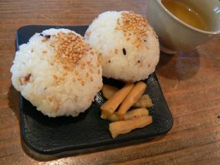 10穀おにぎり.JPG