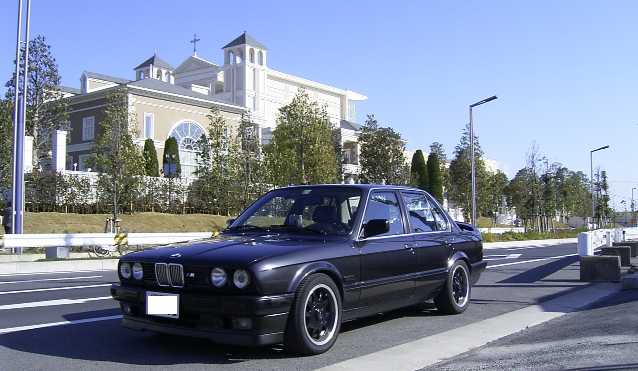 ナナメ前方から