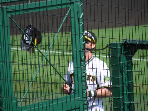 サインするマートン