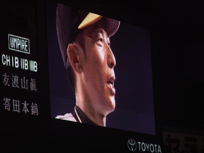 矢野選手お立ち台