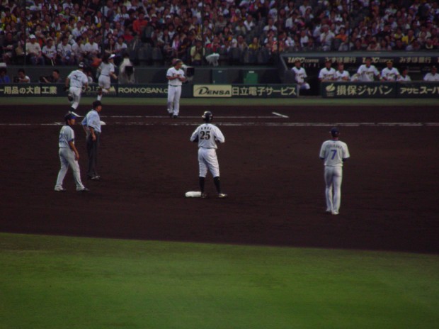 新井選手１５００本安打達成