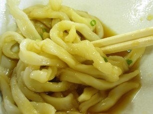 ３８麺豪山下.JPG