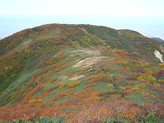 仏ヶ平紅葉の島