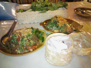 イサーン料理（食前）