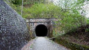 横川トンネル