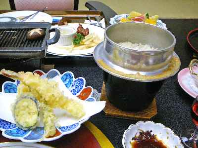 アサリの釜飯と揚げたての天麩羅