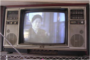 海の家にあったレトロなテレビ