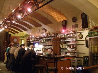 美術工芸博物館カフェ１