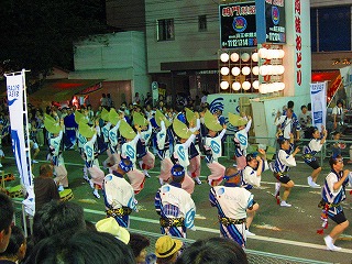 阿波踊り２