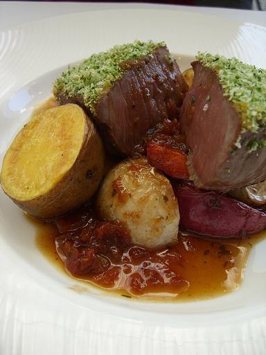 仔羊モモ肉の香草パン粉焼き