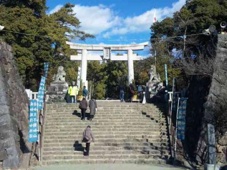 武田神社・正面