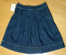 デニムのスカートは可愛い