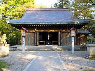 古城公園内・護国神社