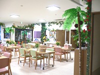 ﾌﾛｰﾗ蓮田（ﾃﾞｲﾙｰﾑ）