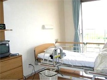 部屋のﾍﾞｯﾄﾞ