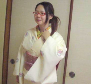 半襟の見える着付け