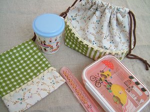 お弁当袋＆コップ入れ