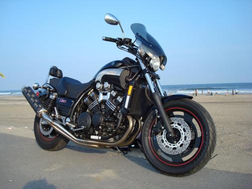 07'Vmax1200
