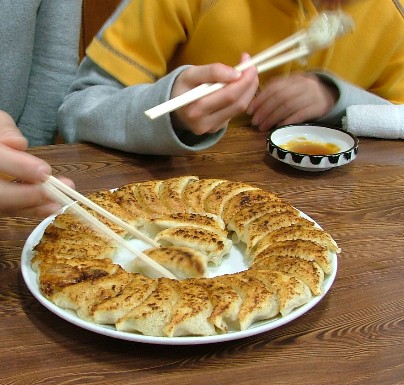070407餃子の満腹さん