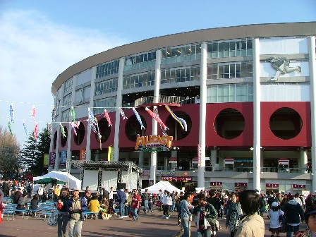 070429フルスタ３鯉のぼり