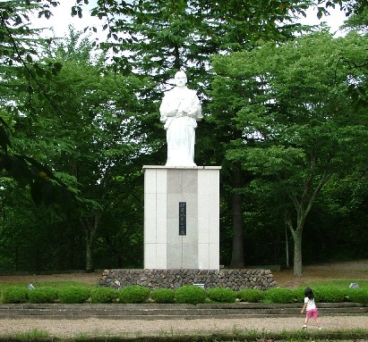 060716岩出山城山公園政宗立像