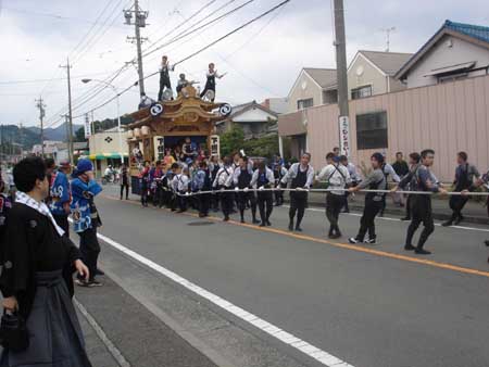 haraku-simodenma-yatai.jpg