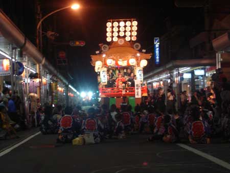 uwaodori-hanenokamuro-siroko.jpg