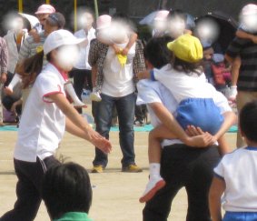 2011.10.9パパとみいちゃん騎馬戦