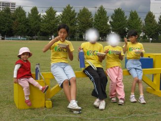 2007.10.20カレー食べてます