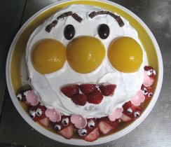 2007.5.7誕生日のアンパンマンケーキ