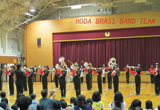 20111103 HODA BRASS マーチング