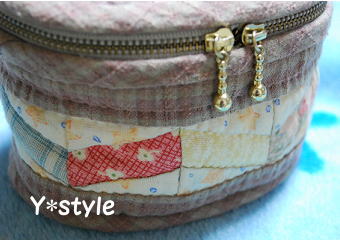 ピンクのバニティケース