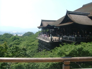 kiyomizu.JPG
