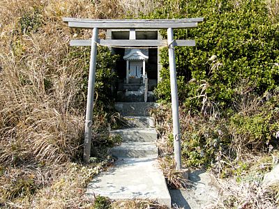 剱崎の祠