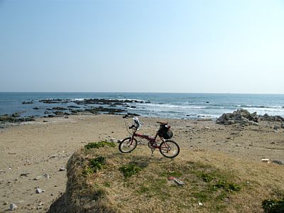 君ケ浜北端にて