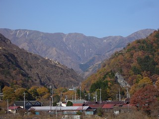 足尾の山々