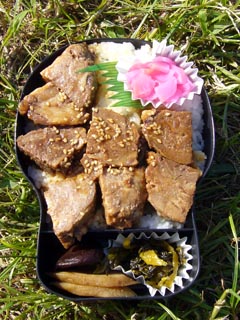 米沢名物　牛角煮弁当