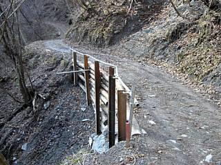 修復された登山道
