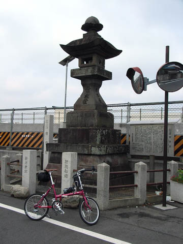 常夜燈(市川市指定重要有形文化財)