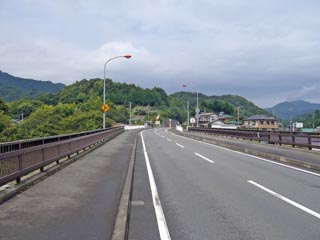 七沢大橋