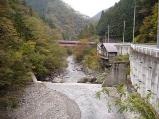 浦山川　毛附