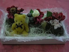 ミニミニアレンジとテディベア
