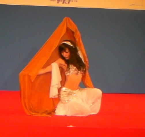 31952481_2730796762.jpe