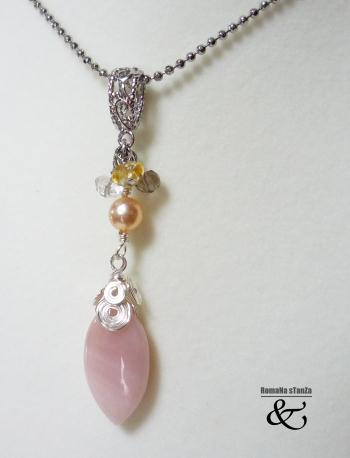 ピンクオパールと淡水パールのペンダントトップ