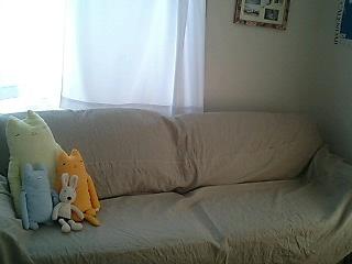 座って待ってるチームふもふも