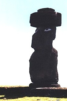 corona gideros love moai