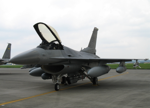 F16-3.jpg