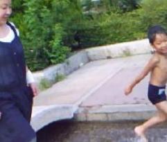 娘と遊ぶ孫ちゃん