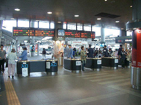 高松駅改札